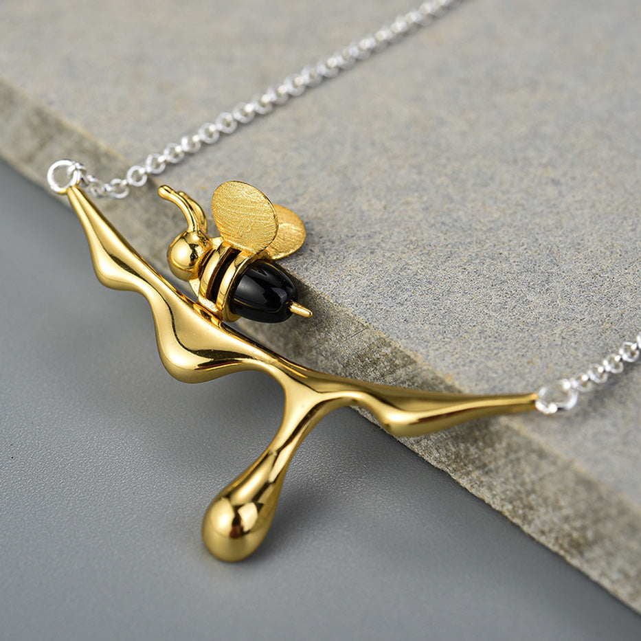 Dripping Honey & Bee Necklace 5