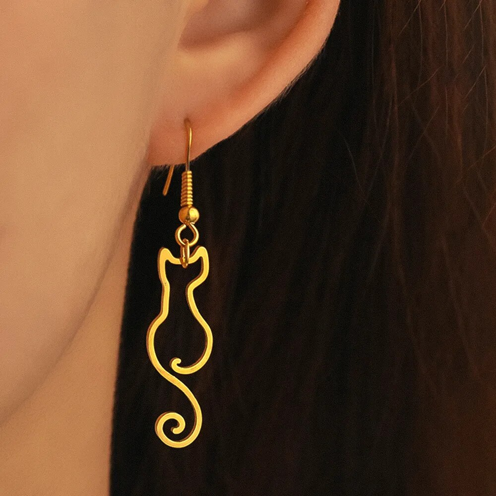 Vintage Golden Cat Earrings 1