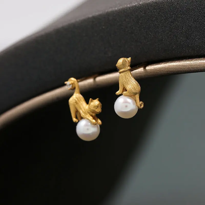 Vintage Golden Kitty Pearl Earrings 1